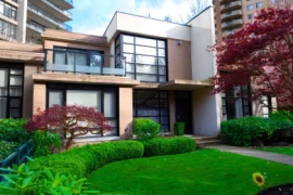 6198 Wilson Avenue, Burnaby, BC