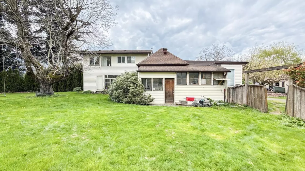 Family Room Photo of 6390 Pioneer Avenue, Agassiz, BC