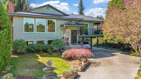 12377 Dawson Place, Maple Ridge, BC, Maple Ridge — Single Family Residence for sale