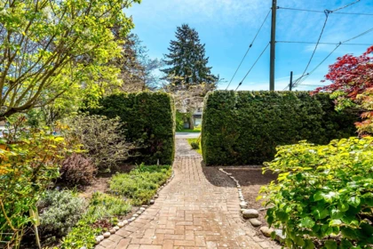 3933 Garry Street, Richmond, BC, Richmond — Single Family Residence for sale