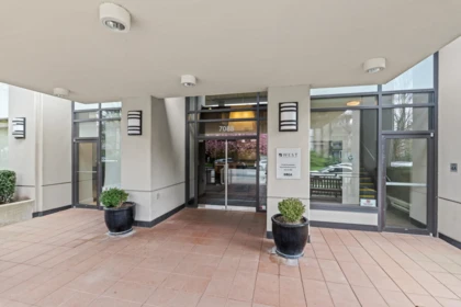 802 7088 Salisbury Avenue, Burnaby, BC, Burnaby — Apartment/Condo for sale