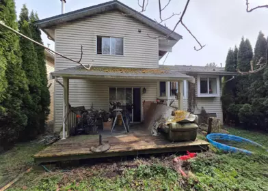 Staircase Photo of 12033 206b Street, Maple Ridge, BC