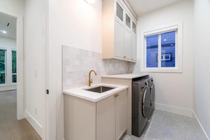 Guest Bathroom Photo of 882 English Bluff Road, Delta, BC