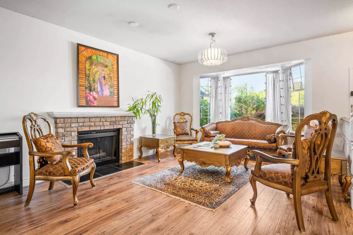 Family Room Photo of 21560 93b Avenue, Langley, BC