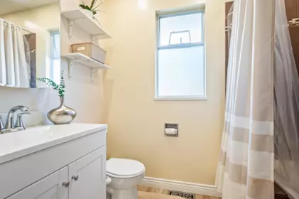 Entry Foyer Photo of 21560 93b Avenue, Langley, BC