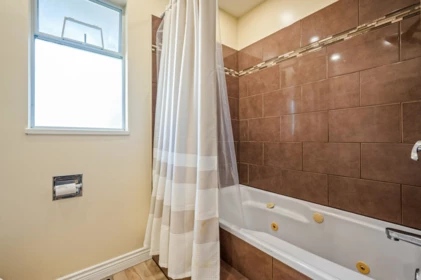 Hallway Photo of 21560 93b Avenue, Langley, BC