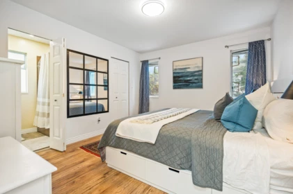 Laundry Room Photo of 21560 93b Avenue, Langley, BC