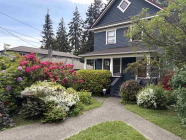 3039 St. Georges Avenue, North Vancouver, BC, North Vancouver — 5 bed single family residence for sale