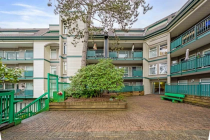 Garden / Landscaping Photo of 208 1190 Pacific Street, Coquitlam, BC
