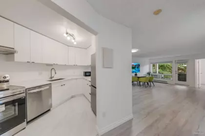 208 1190 Pacific Street, Coquitlam, BC, Coquitlam — Apartment/Condo for sale