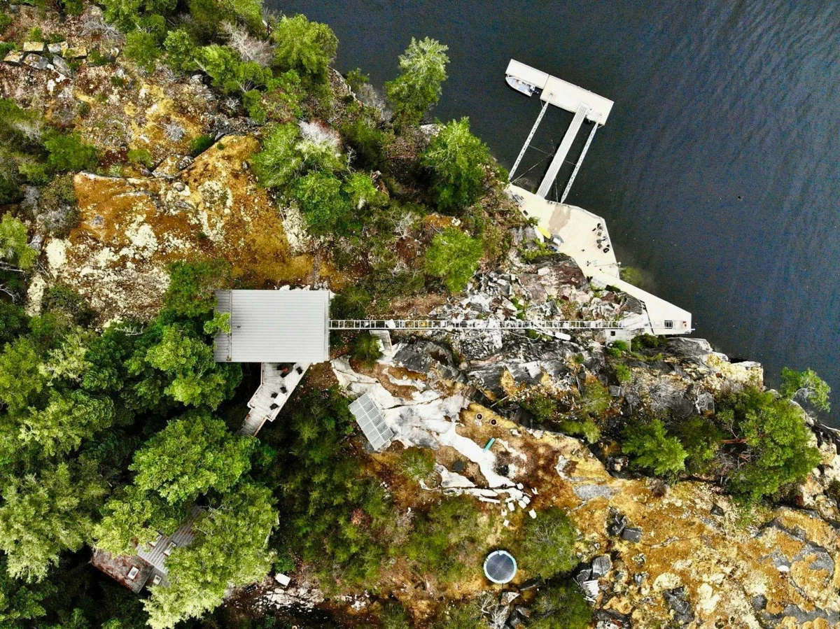 Primary Bathroom Photo of SL 5B Quarry Bay, Nelson Island, BC