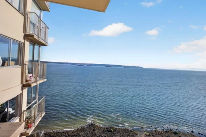Hot Tub / Spa Photo of 1404 150 24th Street, West Vancouver, BC