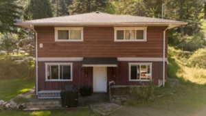 1335 Eagle Cliff Road, Bowen Island, BC