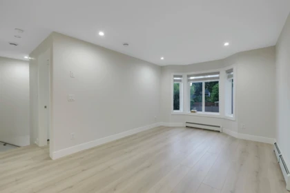 Basement Recreation Room Photo of 12509 77b Avenue, Surrey, BC