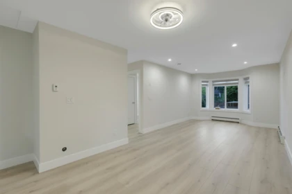 Garden / Landscaping Photo of 12509 77b Avenue, Surrey, BC