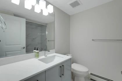 Guest Bathroom Photo of 12509 77b Avenue, Surrey, BC