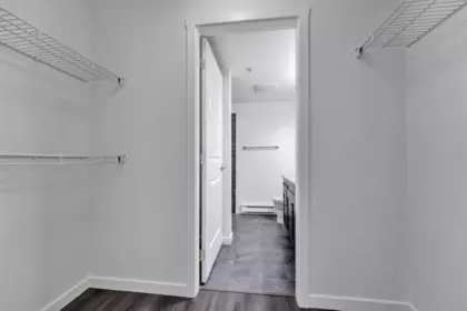 Primary Bathroom Photo of 210 2038 Sandalwood Crescent, Abbotsford, BC