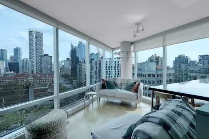 1502 1003 Burnaby Street, Vancouver, BC, Vancouver — Apartment/Condo for sale