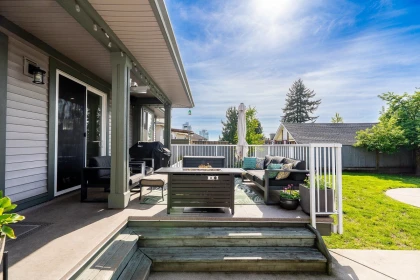 Backyard Photo of 374 Simpson Street, New Westminster, BC
