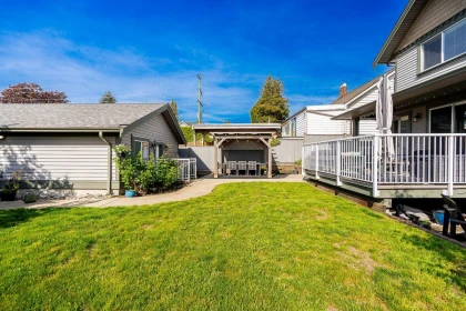 Hot Tub / Spa Photo of 374 Simpson Street, New Westminster, BC