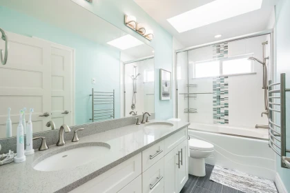 Mudroom Photo of 374 Simpson Street, New Westminster, BC
