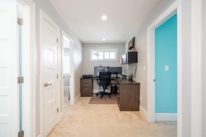 Powder Room Photo of 374 Simpson Street, New Westminster, BC