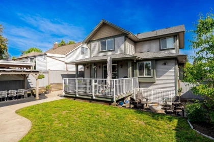 Swimming Pool Photo of 374 Simpson Street, New Westminster, BC