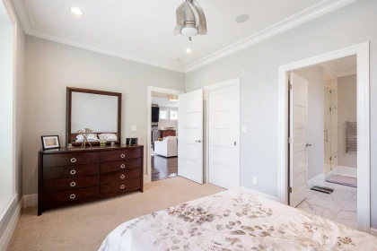 Walk-In Closet Photo of 374 Simpson Street, New Westminster, BC