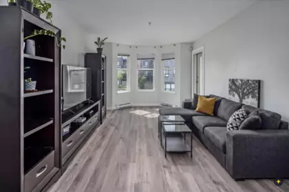 213 5438 198 Street, Langley, BC, Langley — Apartment/Condo for sale