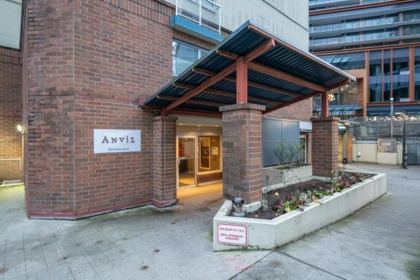 405 200 Keary Street, New Westminster, BC, New Westminster — Apartment/Condo for sale