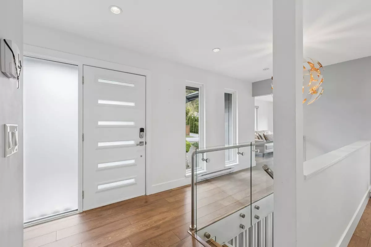 Family Room Photo of 2999 Larson Road, North Vancouver, BC