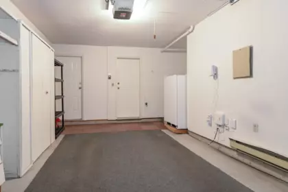 Hallway Photo of 8 6140 192 Street, Surrey, BC