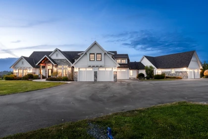 4424 Townline Road, Abbotsford, BC, Abbotsford — Single Family Residence for sale
