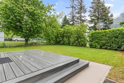 Garden / Landscaping Photo of 547 Fort Street, Hope, BC