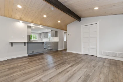 Kitchen Photo of 547 Fort Street, Hope, BC
