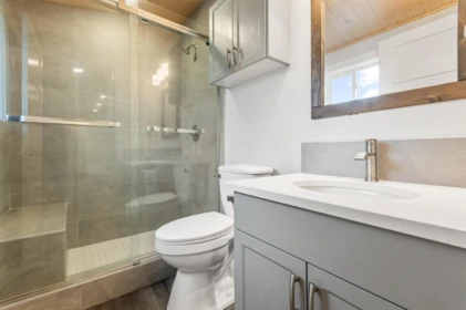 Powder Room Photo of 547 Fort Street, Hope, BC