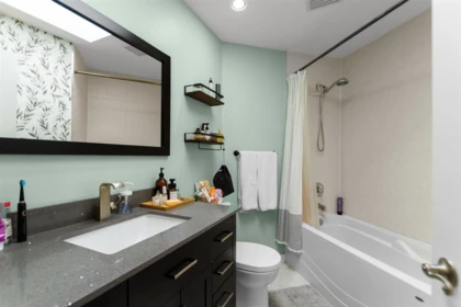 Primary Bathroom Photo of PH414 488 Kingsway, Vancouver, BC