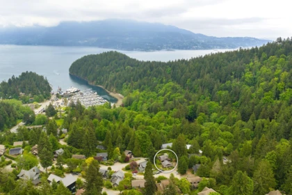 Community Amenities Photo (Clubhouse) of 960 Harbour View Place, Bowen Island, BC