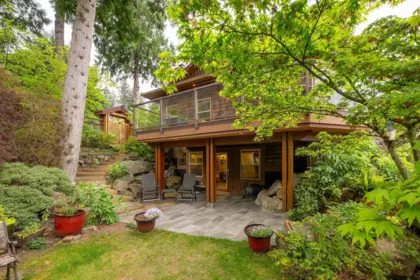 960 Harbour View Place, Bowen Island, BC, Bowen Island — Single Family Residence for sale