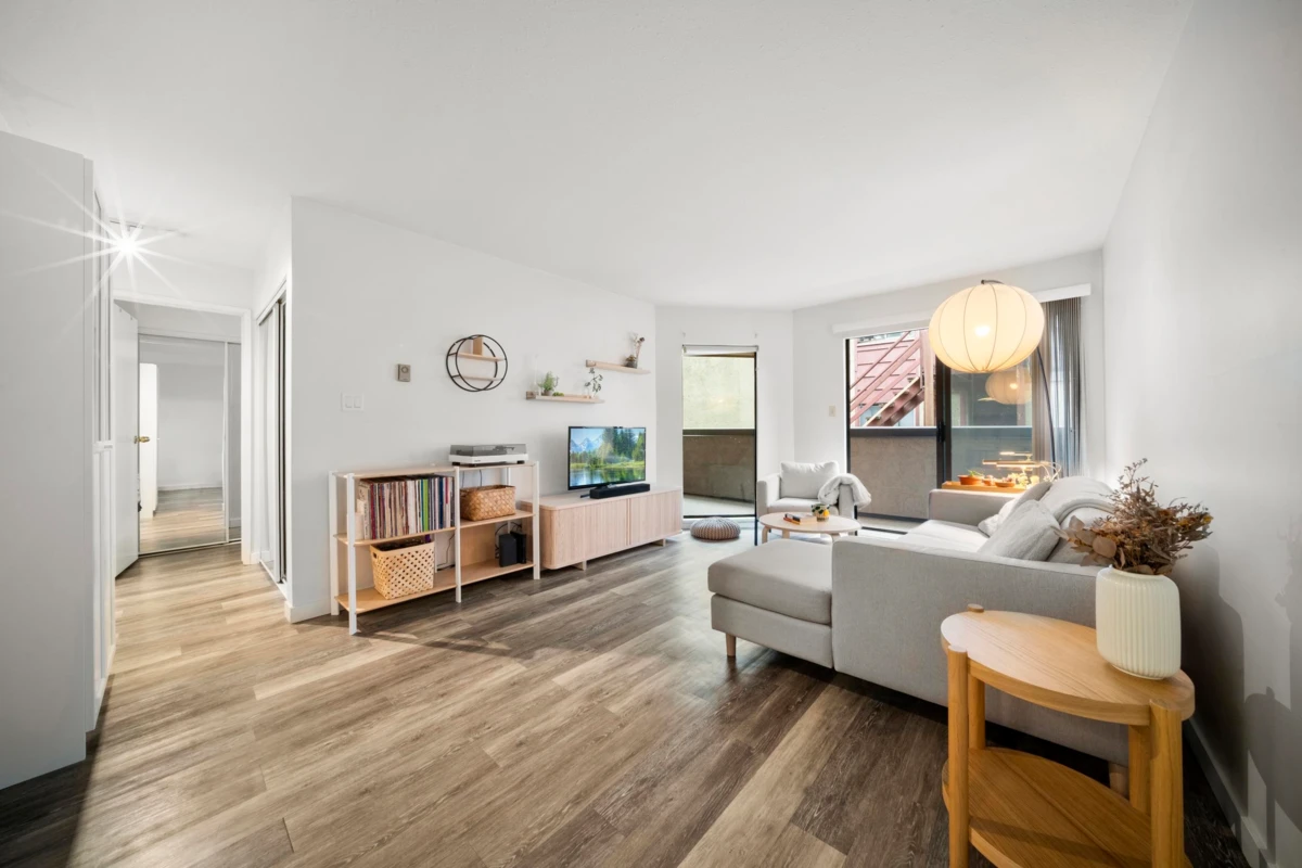 Family Room Photo of 209 975 W 13th Avenue, Vancouver, BC