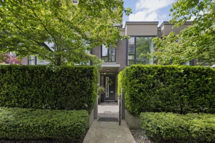 Hot Tub / Spa Photo of 153 W 2nd Street, North Vancouver, BC