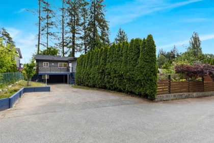 Kitchen Photo of 3755 Coast Meridian Road, Port Coquitlam, BC