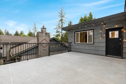 Mudroom Photo of 3755 Coast Meridian Road, Port Coquitlam, BC