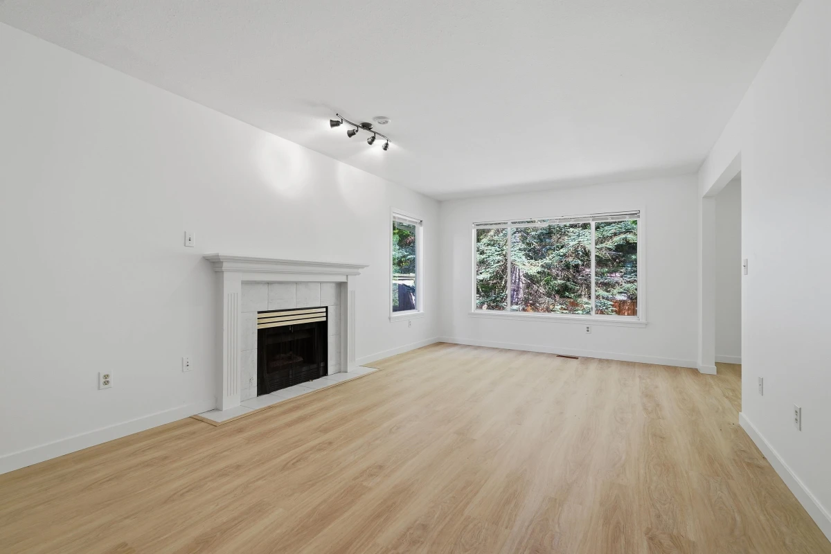 Family Room Photo of 20885 95a Avenue, Langley, BC