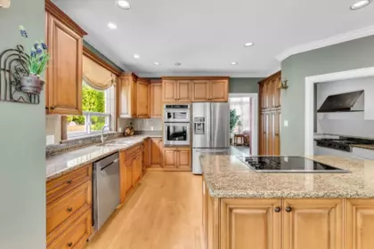 Mudroom Photo of 3073 Timber Court, Coquitlam, BC