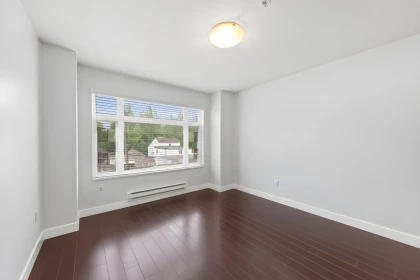 303 2745 E Hastings Street, Vancouver, BC, Vancouver — Apartment/Condo for sale
