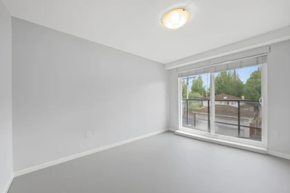 Powder Room Photo of 303 2745 E Hastings Street, Vancouver, BC
