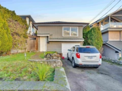 852 Stevens Street, White Rock, BC