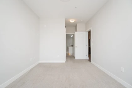 Hallway Photo of 502 15436 31 Avenue, Surrey, BC