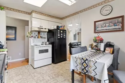 Kitchen Island Photo of 6632 Canada Way, Burnaby, BC